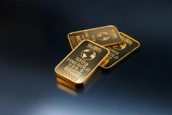 证星策略 世界疯了，钱都流向了黄金