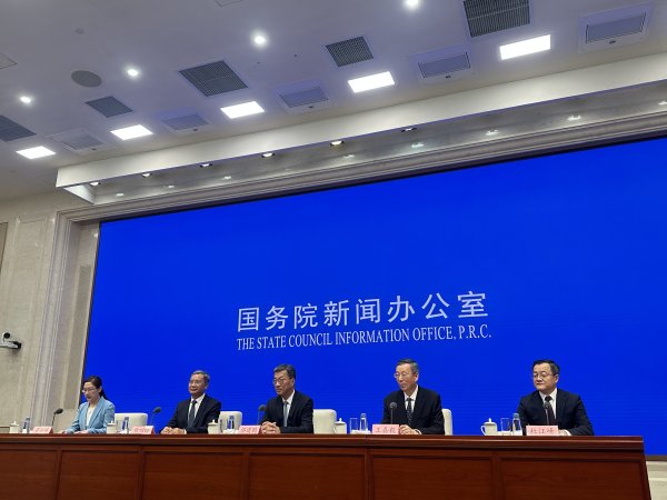 公富网配资 教育部：改变以升学为导向的资源配置方式 淡化竞争、减少焦虑